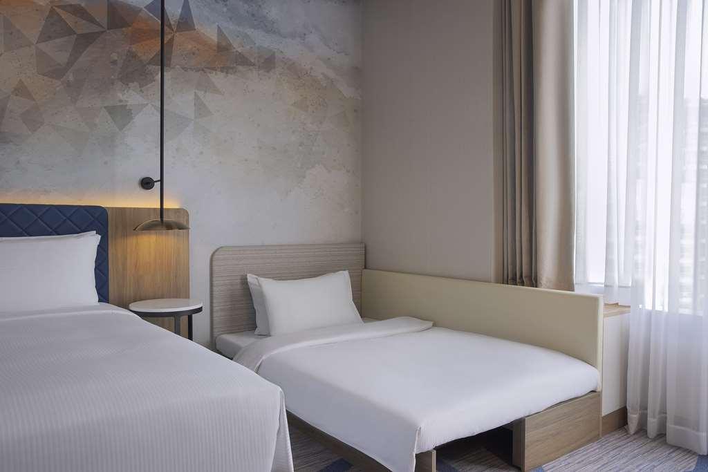 Hilton Garden Inn Dubai Business Bay Номер фото